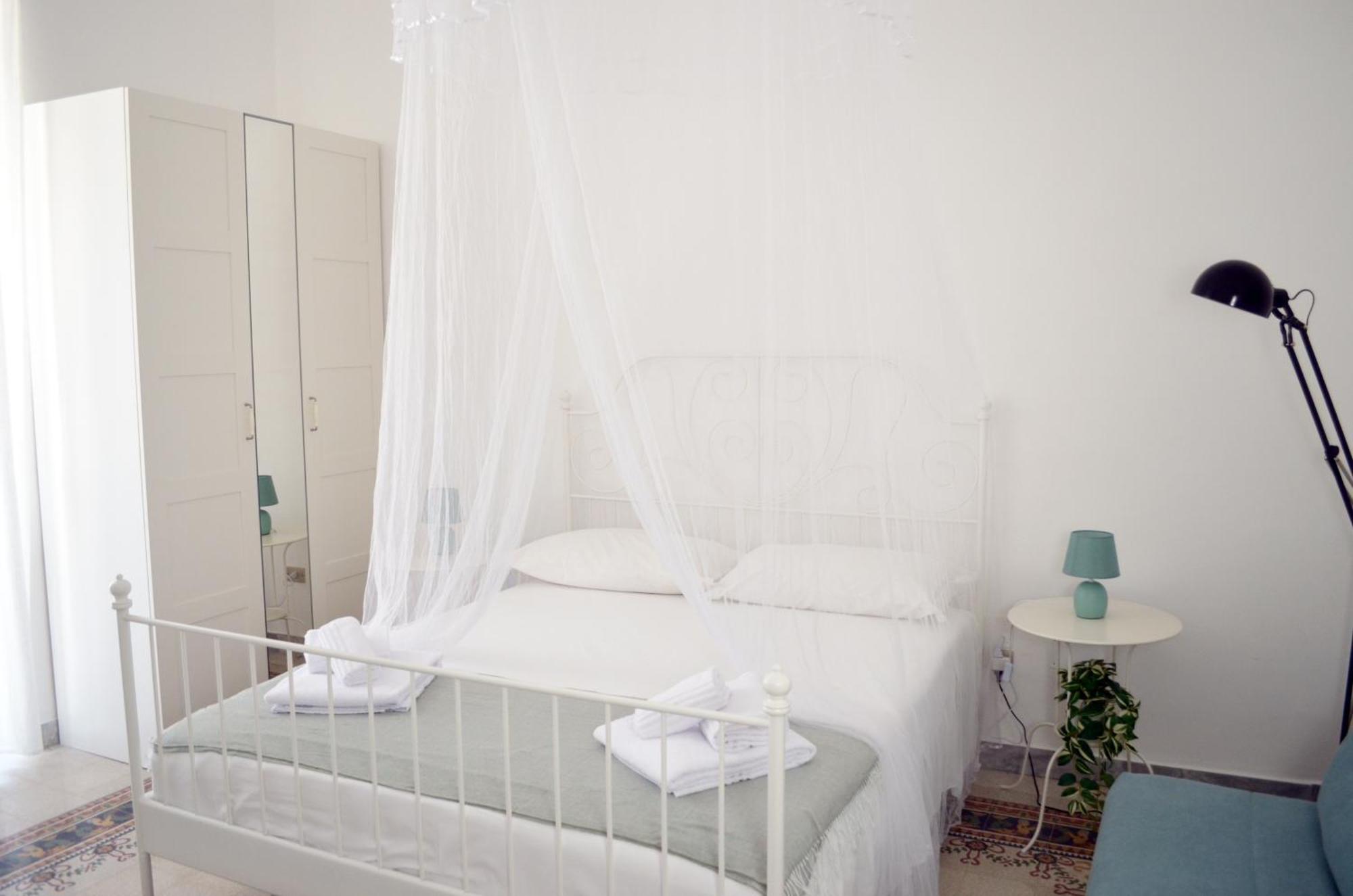 Bari Centro Harmony House Hotel Bagian luar foto