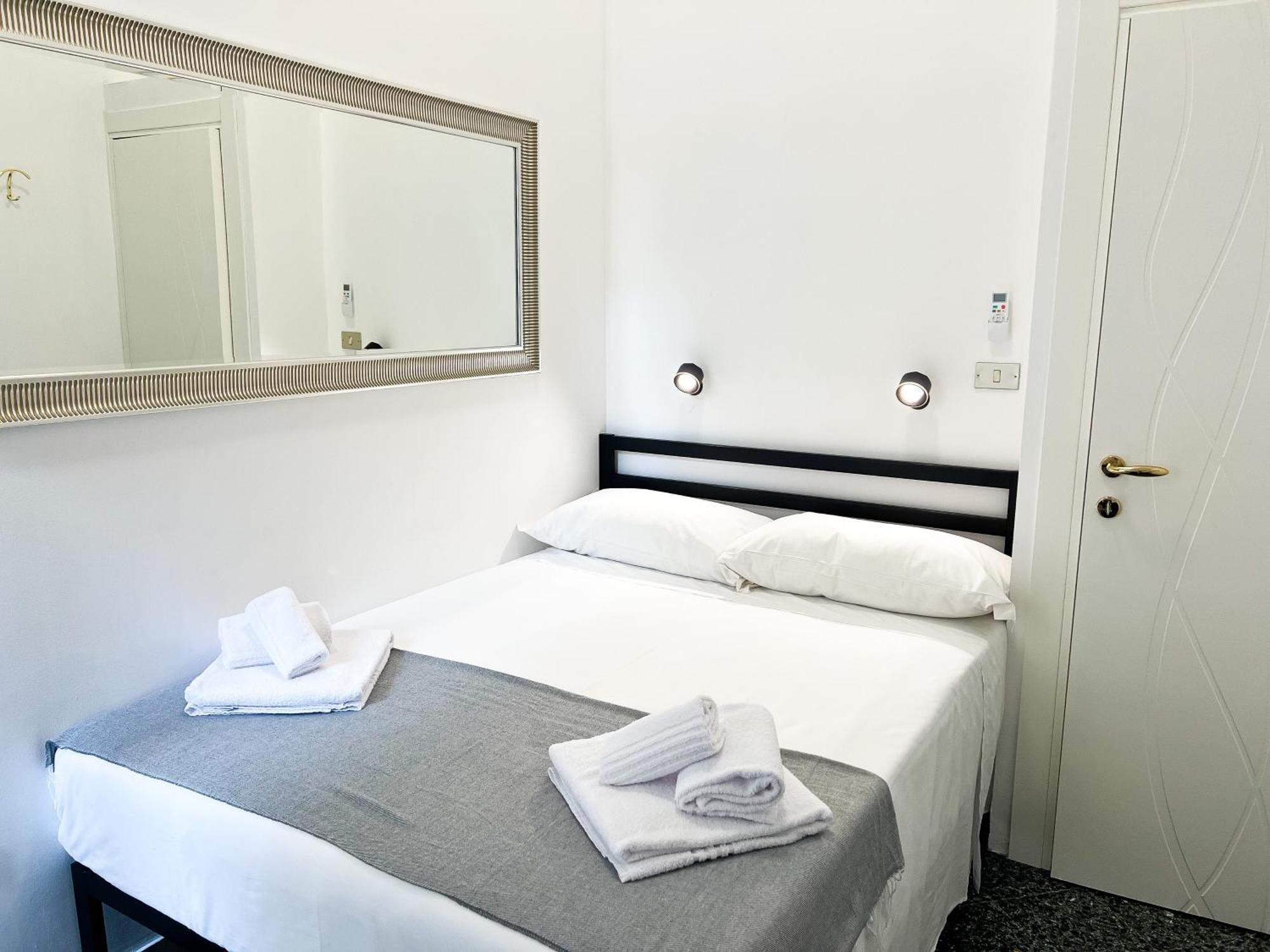 Bari Centro Harmony House Hotel Bagian luar foto